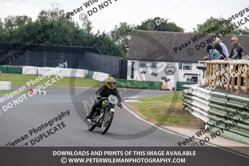 Vintage motorcycle club;eventdigitalimages;mallory park;mallory park trackday photographs;no limits trackdays;peter wileman photography;trackday digital images;trackday photos;vmcc festival 1000 bikes photographs